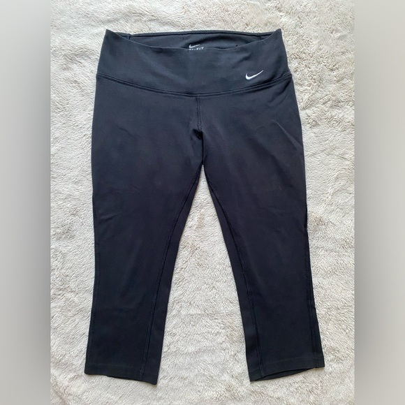 Nike Dri Fit Cropped Leggings 💎 - Picture 1 of 6